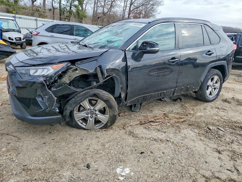 Фото 1 - TOYOTA RAV4