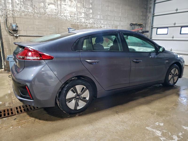 Фото 3 - HYUNDAI IONIQ