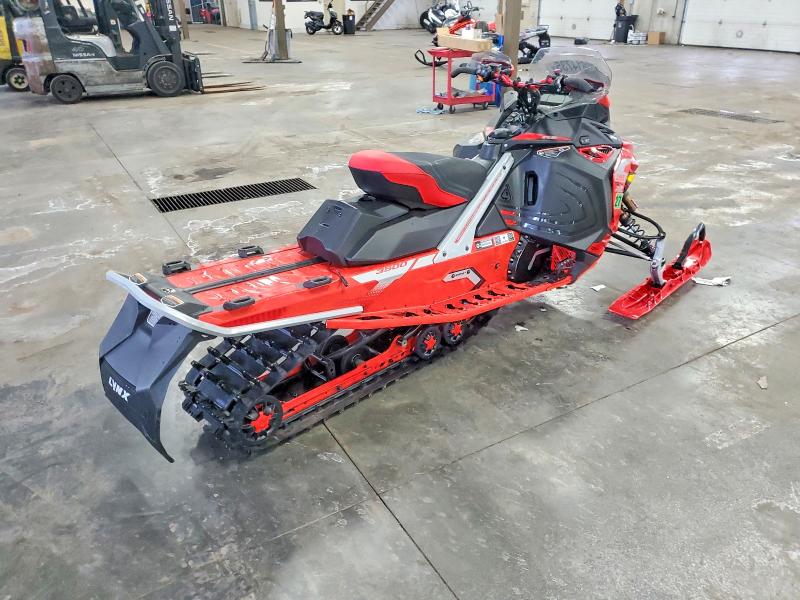 LYNX RAVE RE 35 2022