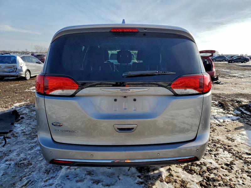 Фото 6 - CHRYSLER PACIFICA