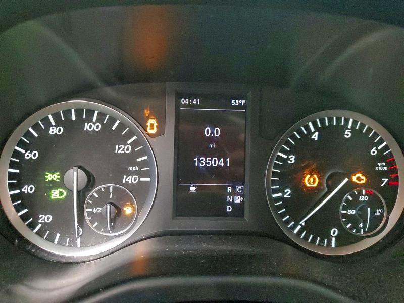 Фото 9 - MERCEDES-BENZ METRIS