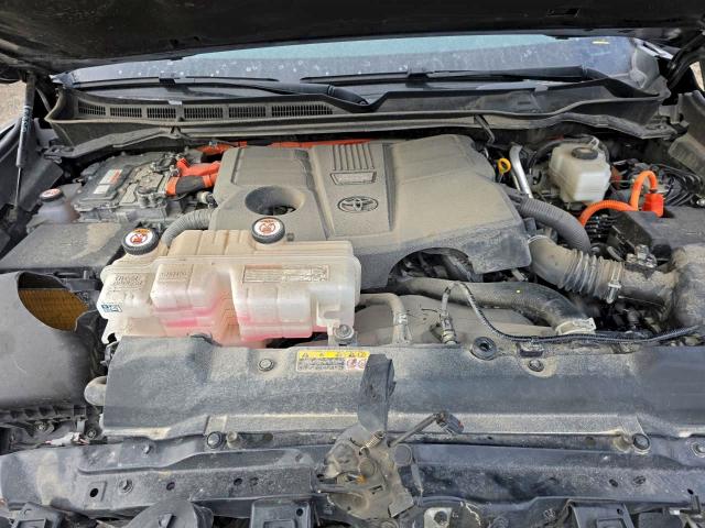 Фото 14 - TOYOTA SEQUOIA