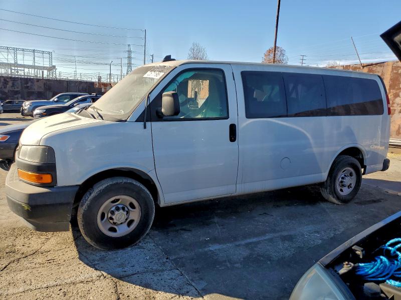 Фото 1 - CHEVROLET EXPRESS