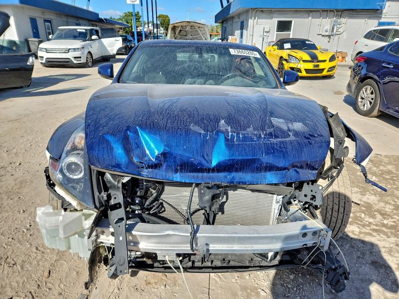 Фото 5 - NISSAN 370Z