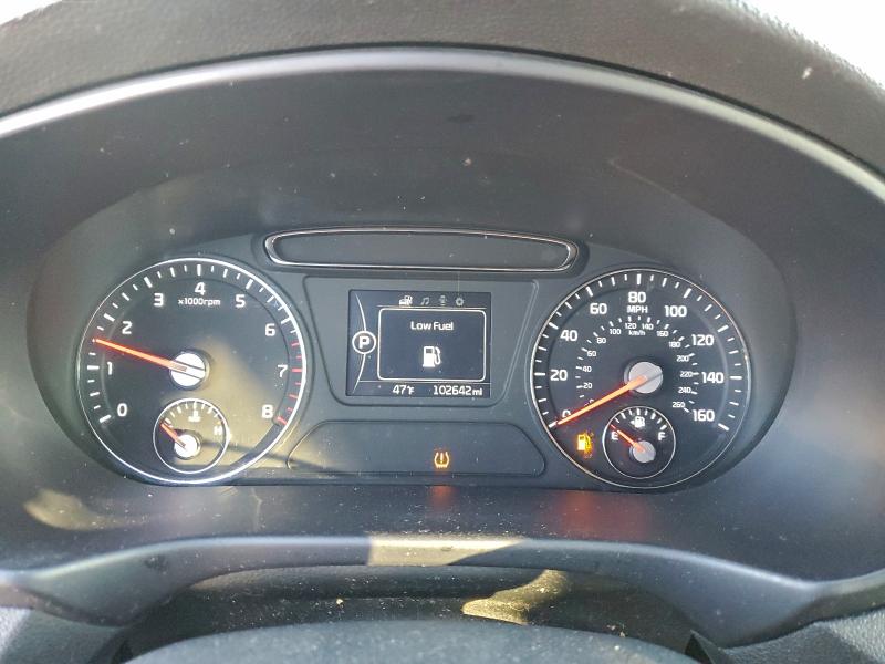 Фото 9 - KIA SORENTO