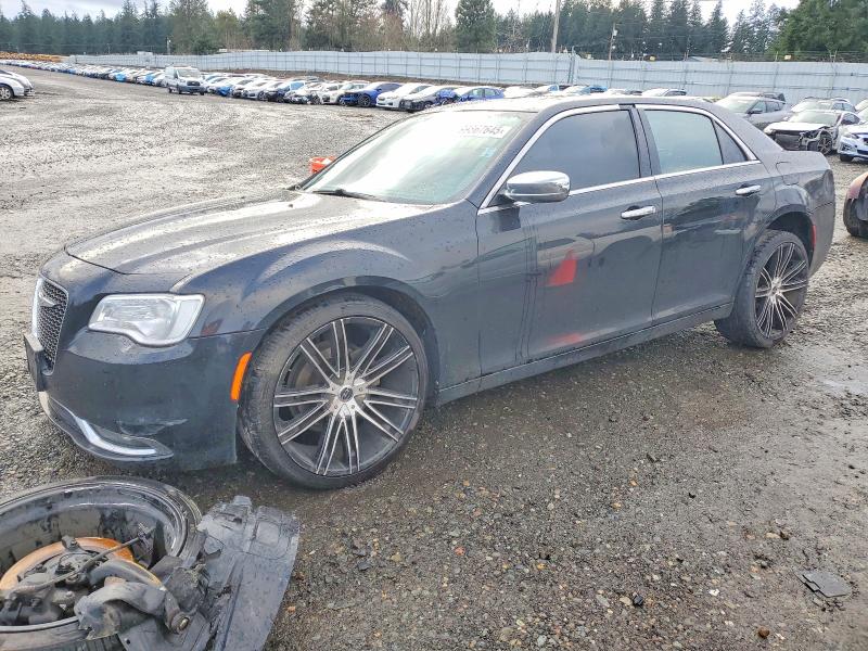 Фото 1 - CHRYSLER 300