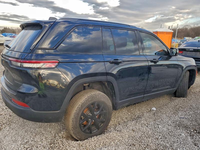 Фото 3 - JEEP GRAND CHER