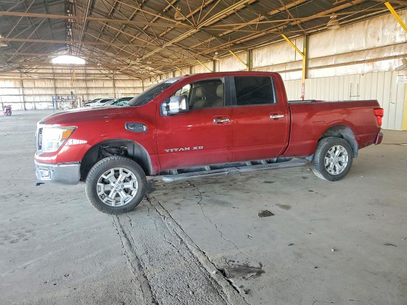 Фото 1 - NISSAN TITAN