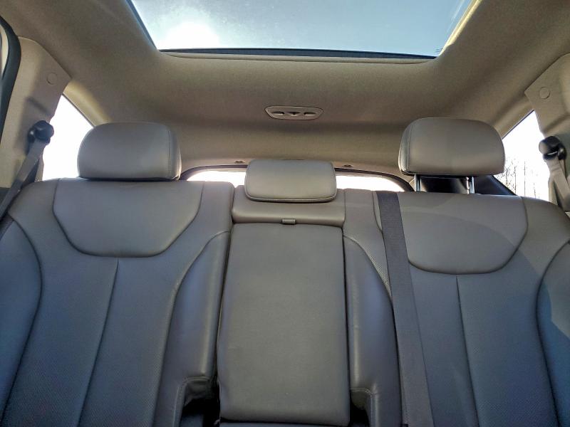 Фото 10 - HYUNDAI SANTA FE