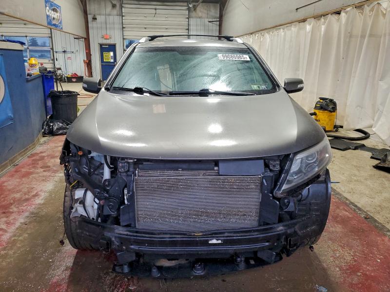 Фото 5 - KIA SORENTO