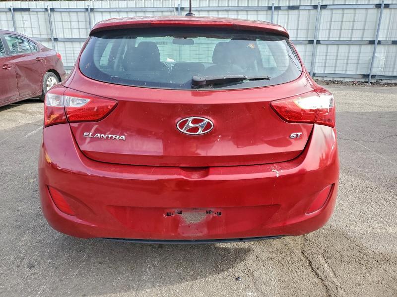 Фото 6 - HYUNDAI ELANTRA