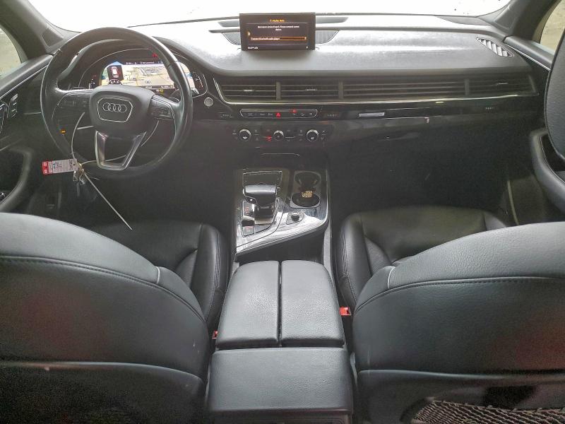 Фото 8 - AUDI Q7