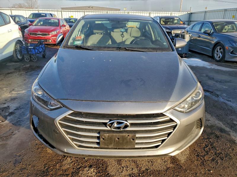 Фото 5 - HYUNDAI ELANTRA