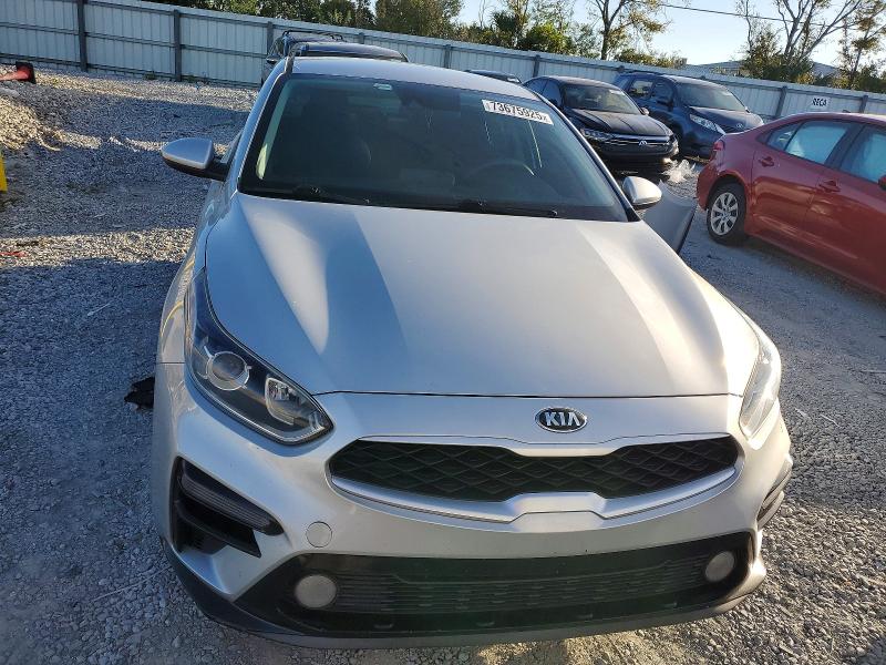 Фото 5 - KIA FORTE