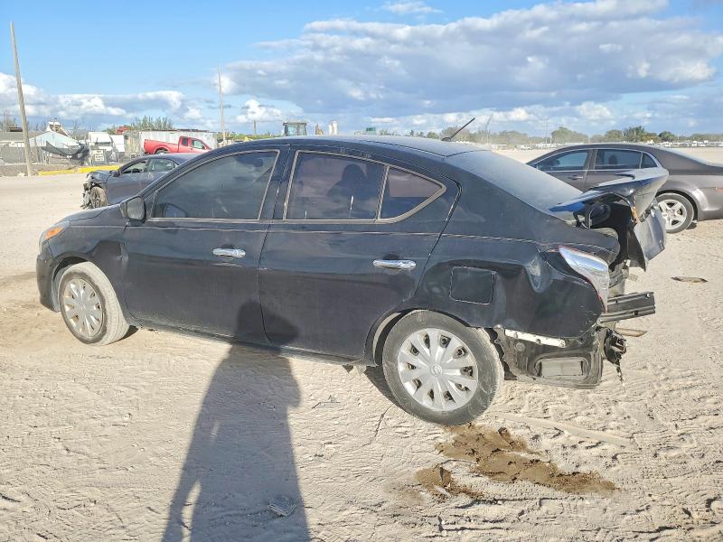 Фото 2 - NISSAN VERSA