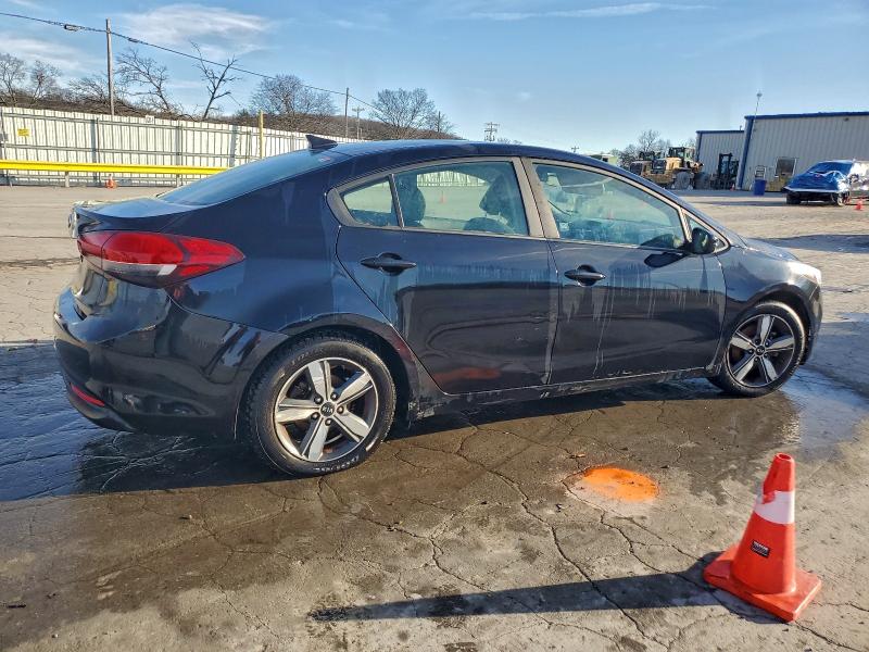 Фото 3 - KIA FORTE