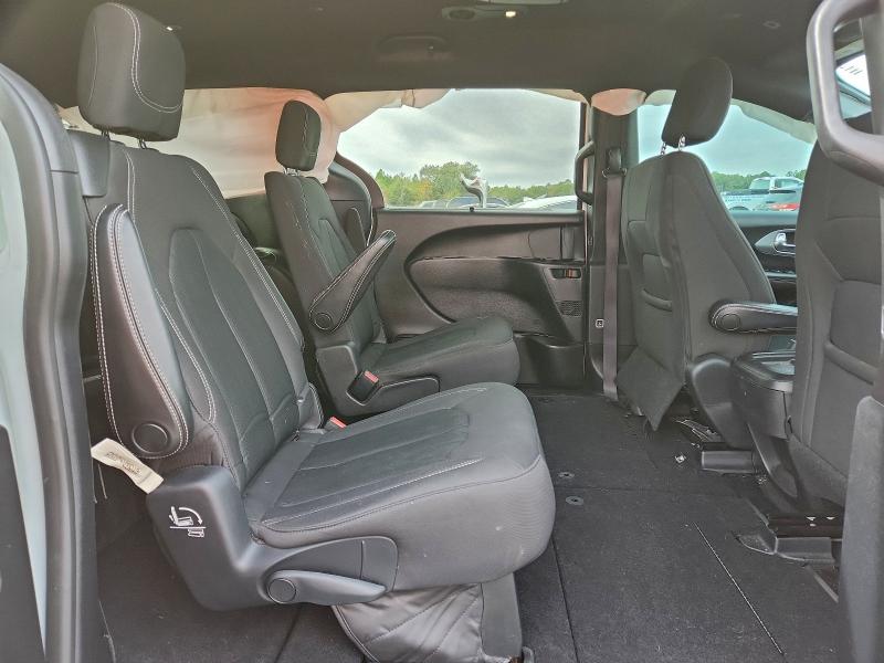 Фото 11 - CHRYSLER PACIFICA