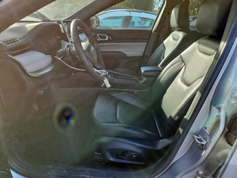 Фото 7 - JEEP COMPASS