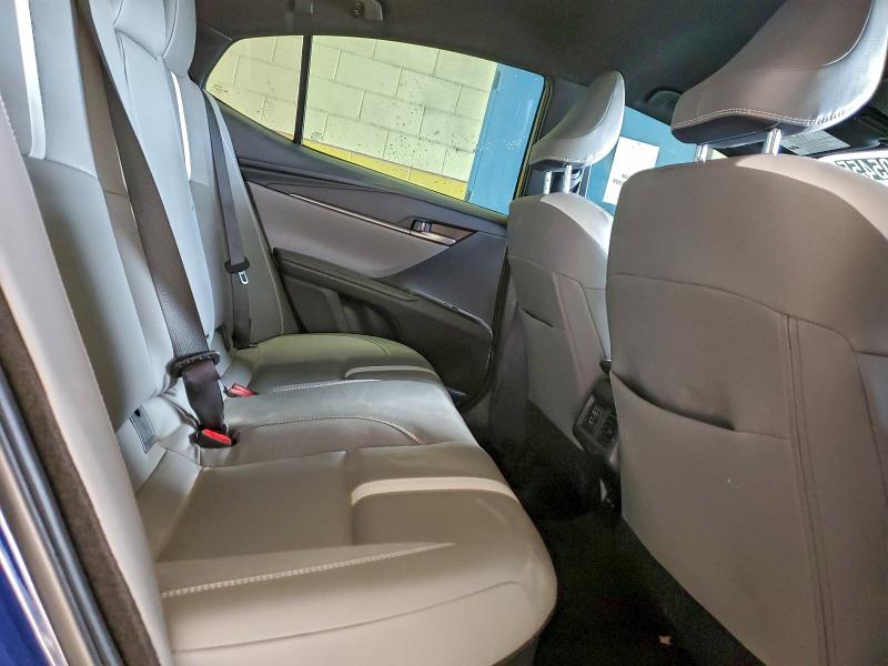 Фото 10 - TOYOTA CAMRY