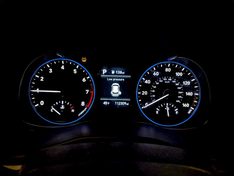 Фото 9 - HYUNDAI KONA