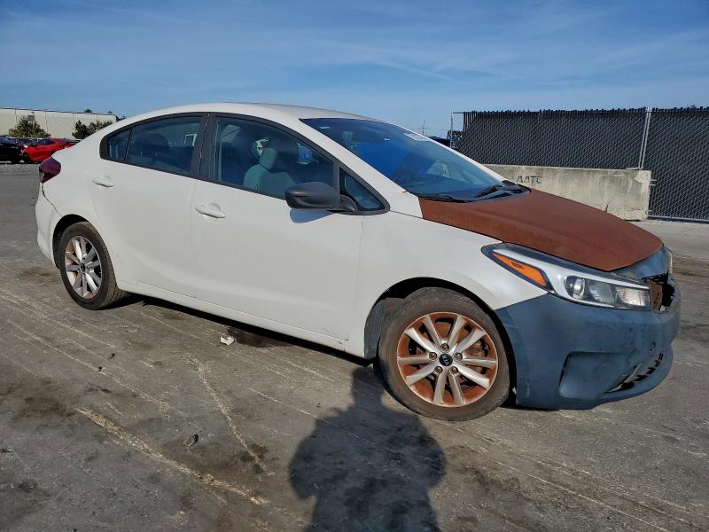 Фото 4 - KIA FORTE