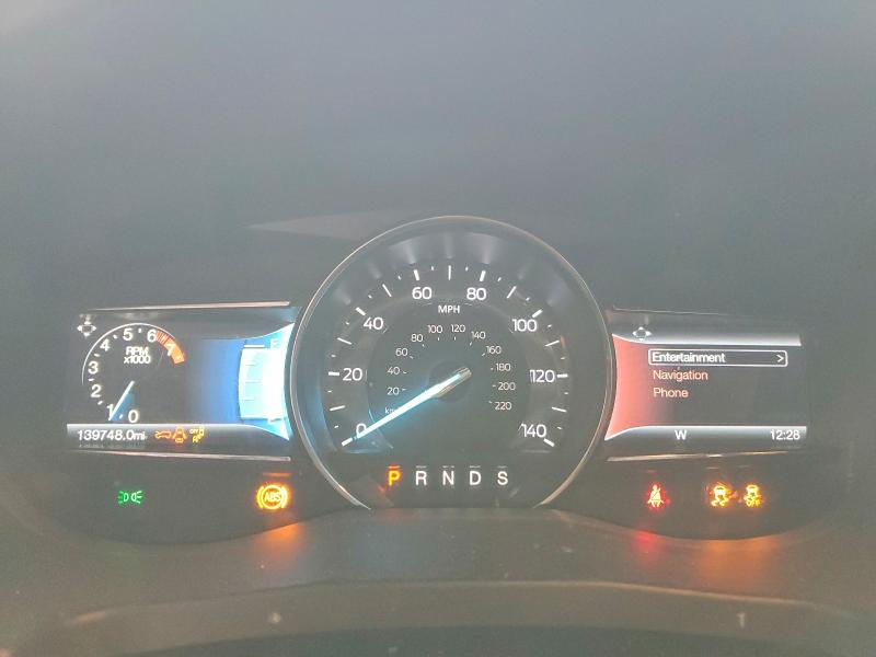 Фото 9 - FORD EXPLORER