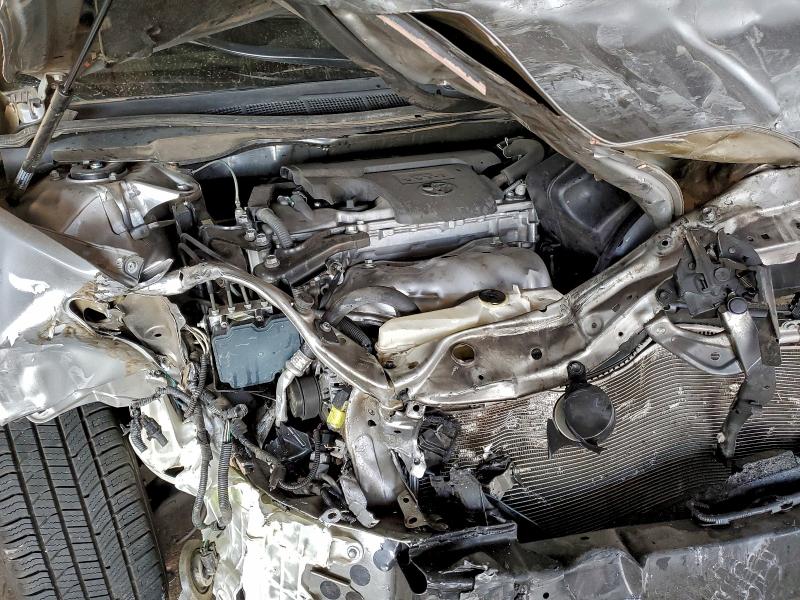 Фото 11 - TOYOTA CAMRY