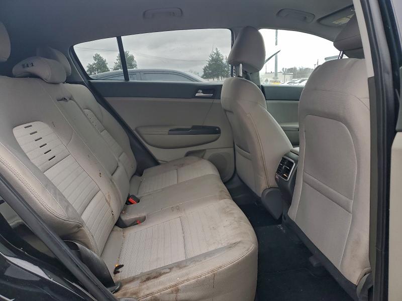 Фото 11 - KIA SPORTAGE