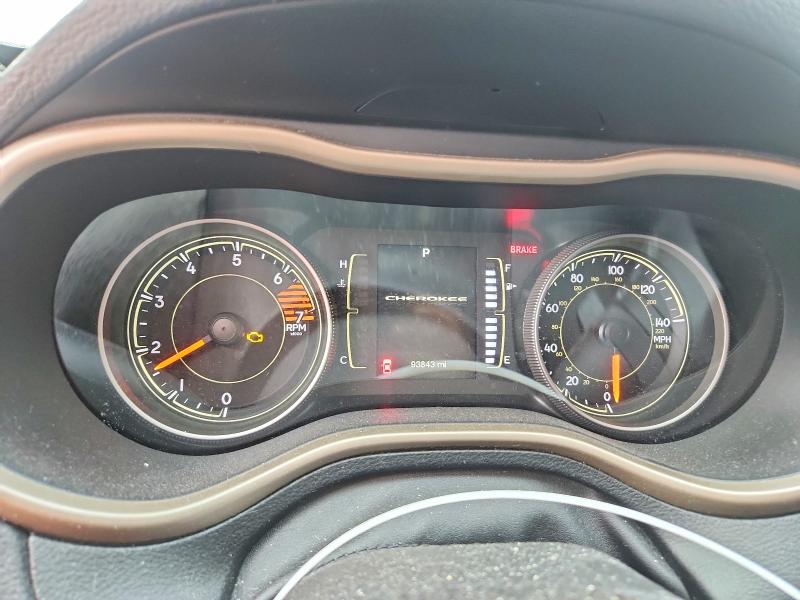 Фото 9 - JEEP GRAND CHER