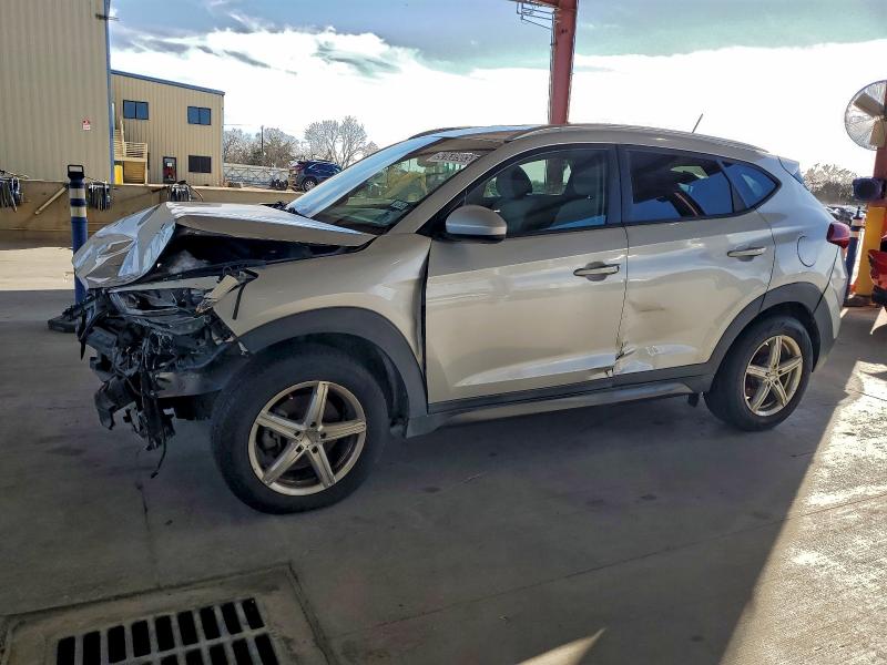 Фото 1 - HYUNDAI TUCSON