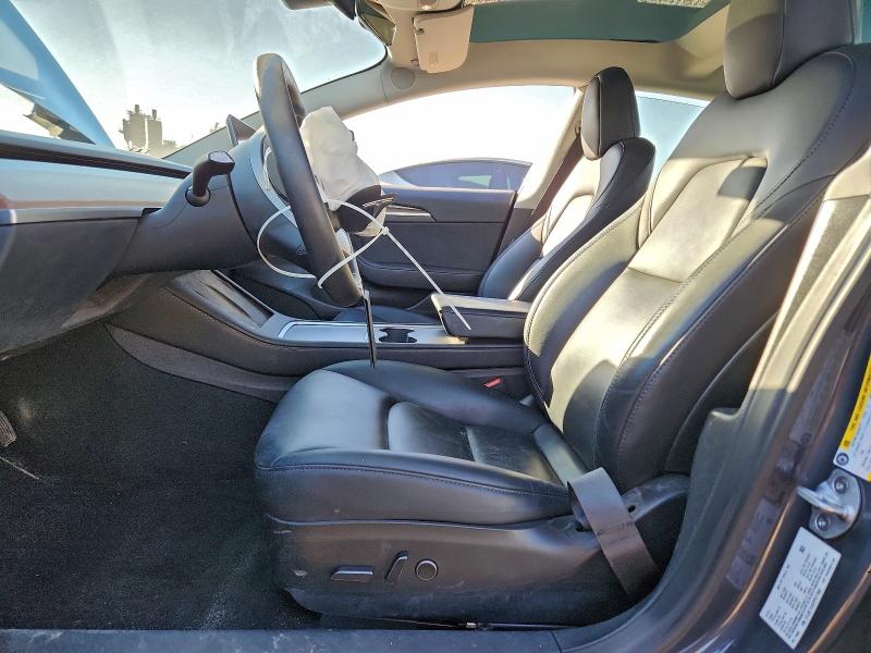 Фото 7 - TESLA MODEL 3