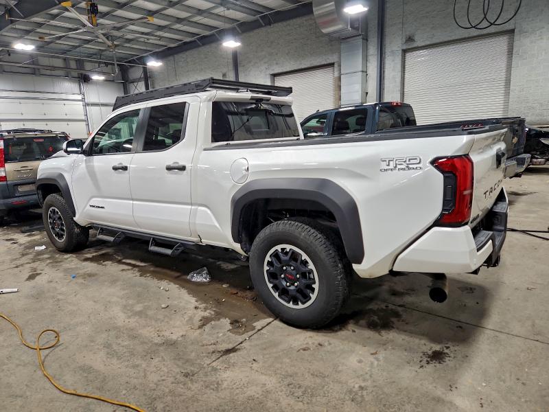 Фото 2 - TOYOTA TACOMA
