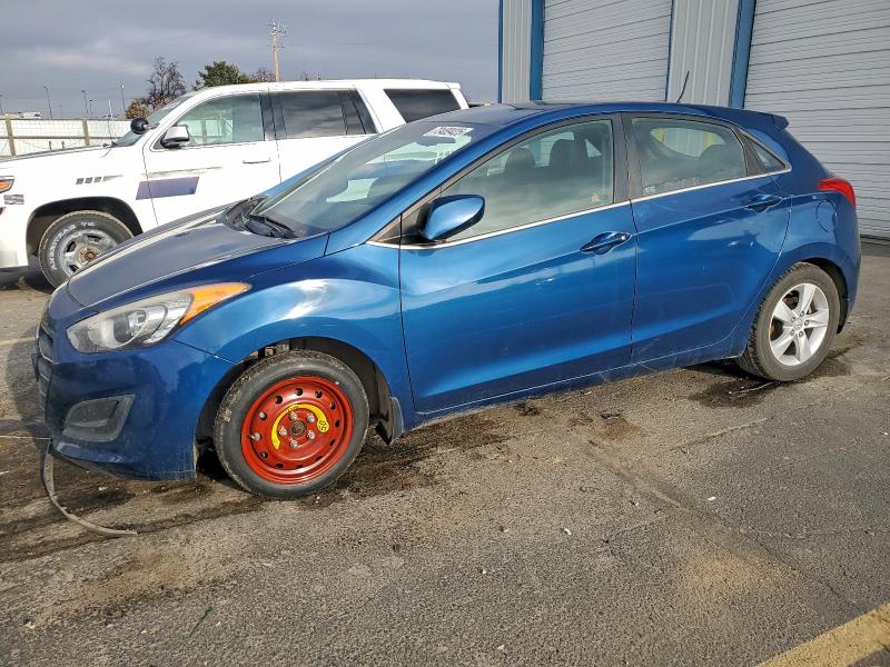 Фото 1 - HYUNDAI ELANTRA