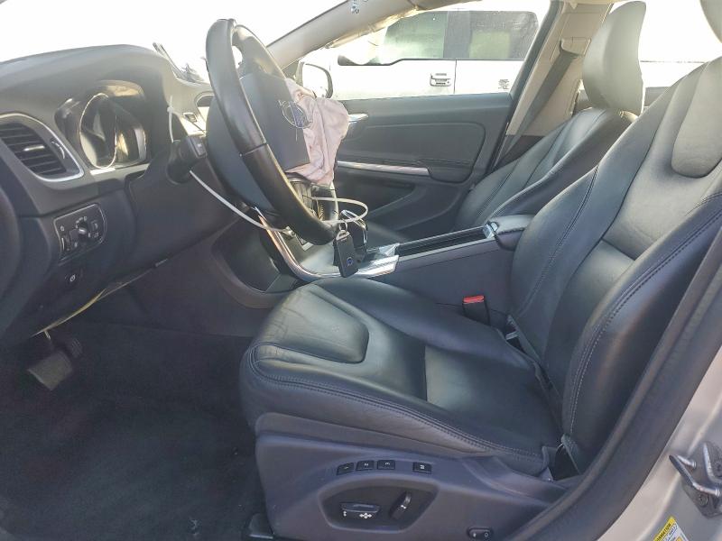 Фото 7 - VOLVO S60