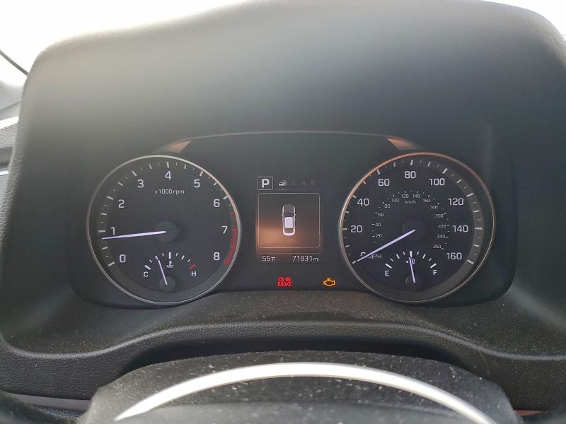 Фото 9 - HYUNDAI ELANTRA