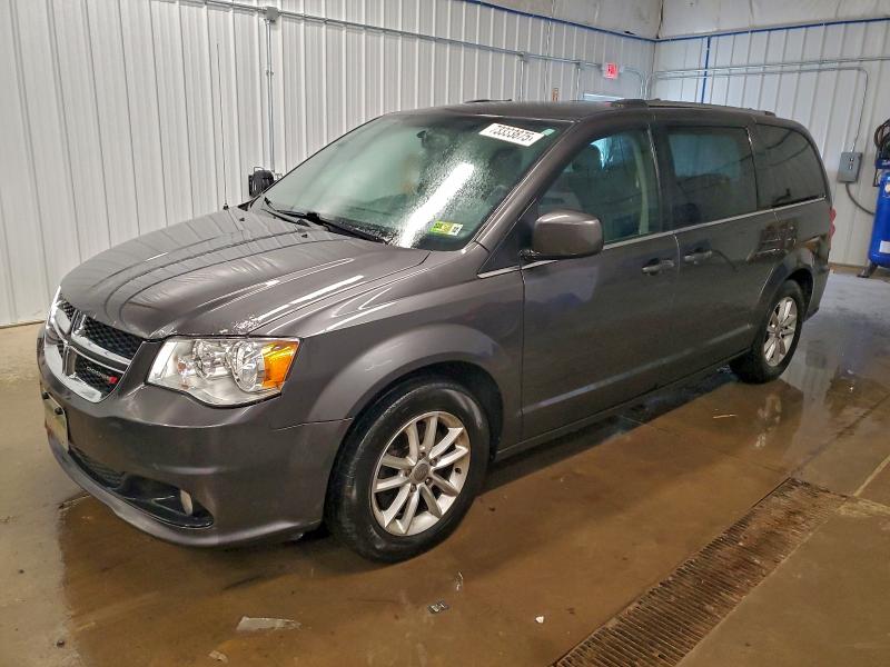 Фото 1 - DODGE CARAVAN