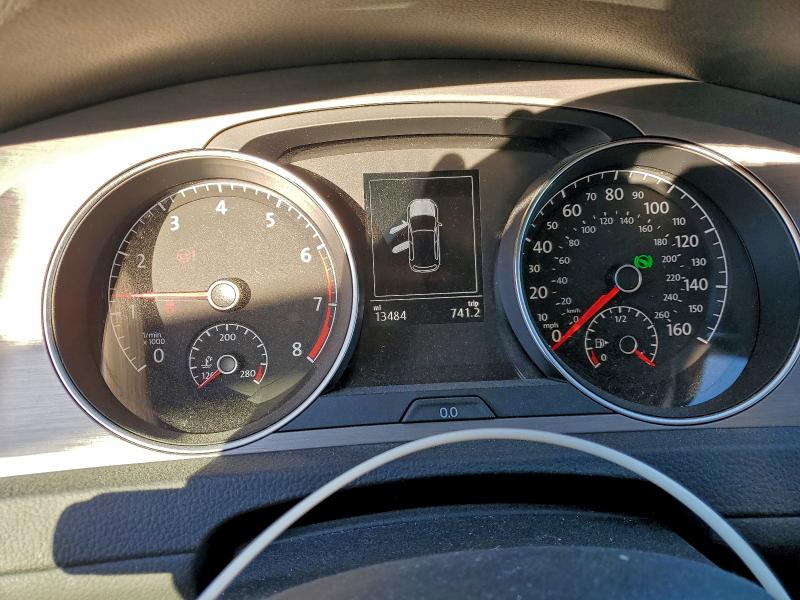 Фото 9 - VOLKSWAGEN GOLF