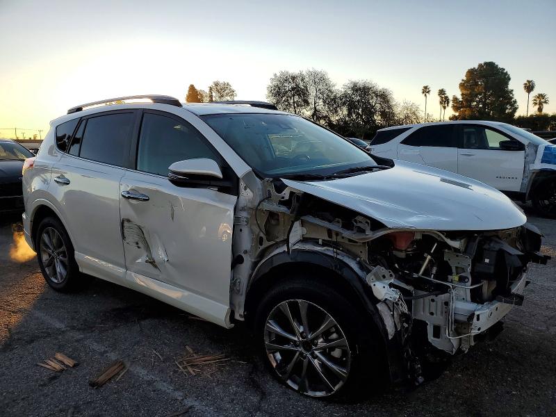 Фото 4 - TOYOTA RAV4