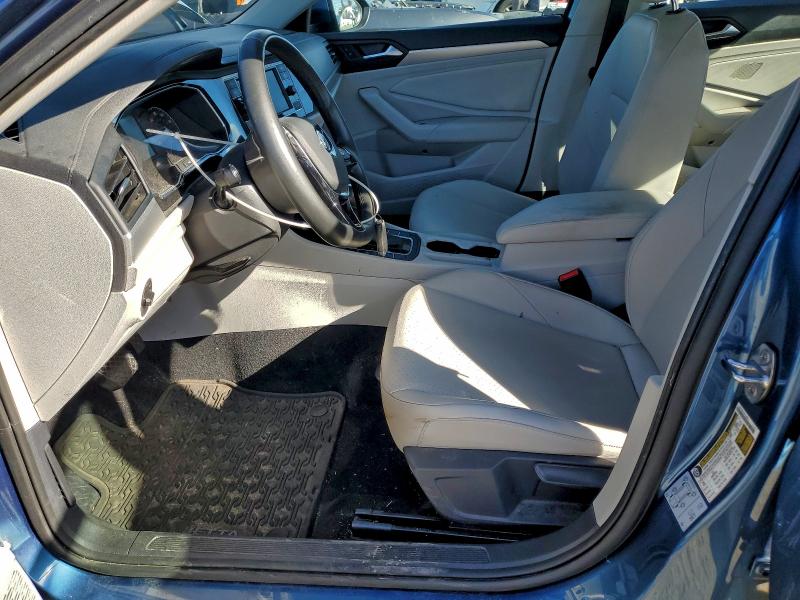 Фото 7 - VOLKSWAGEN JETTA