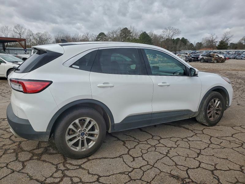 Фото 3 - FORD ESCAPE