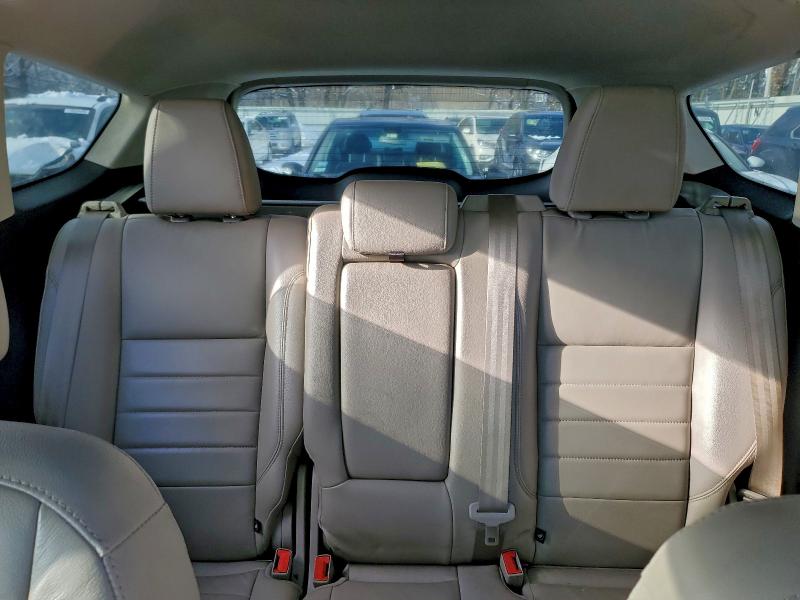 Фото 10 - FORD ESCAPE