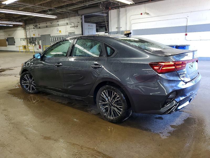 Фото 2 - KIA FORTE