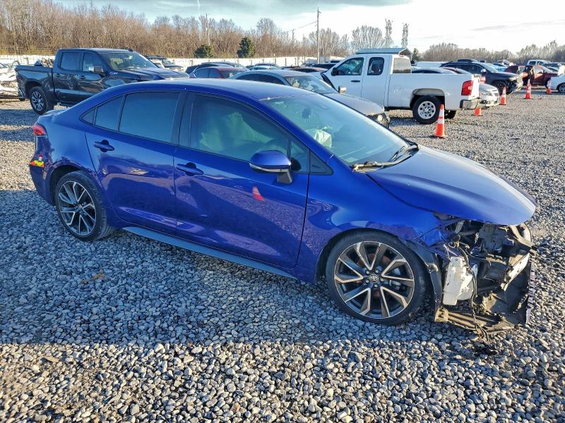 Фото 4 - TOYOTA COROLLA