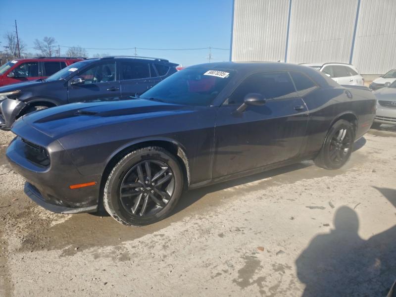 Фото 1 - DODGE CHALLENGER