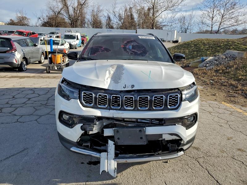 Фото 5 - JEEP COMPASS