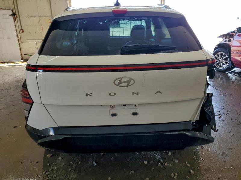 Фото 6 - HYUNDAI KONA