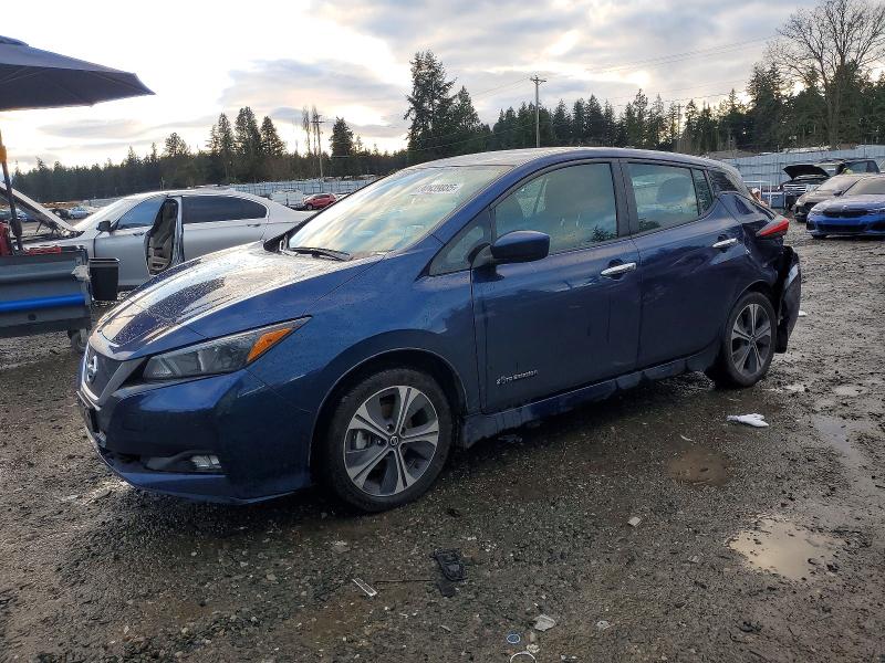 Фото 1 - NISSAN LEAF