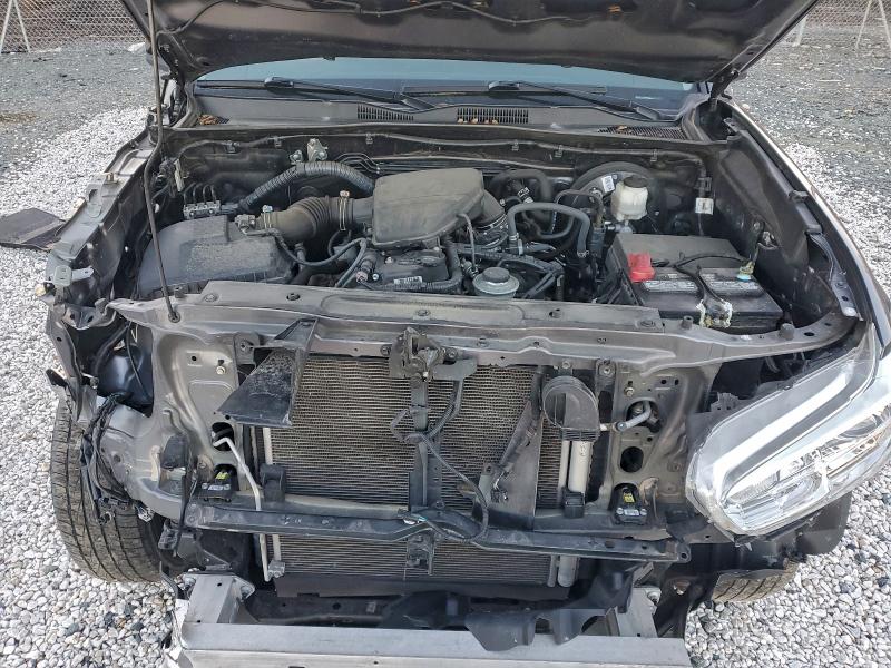 Фото 11 - TOYOTA TACOMA