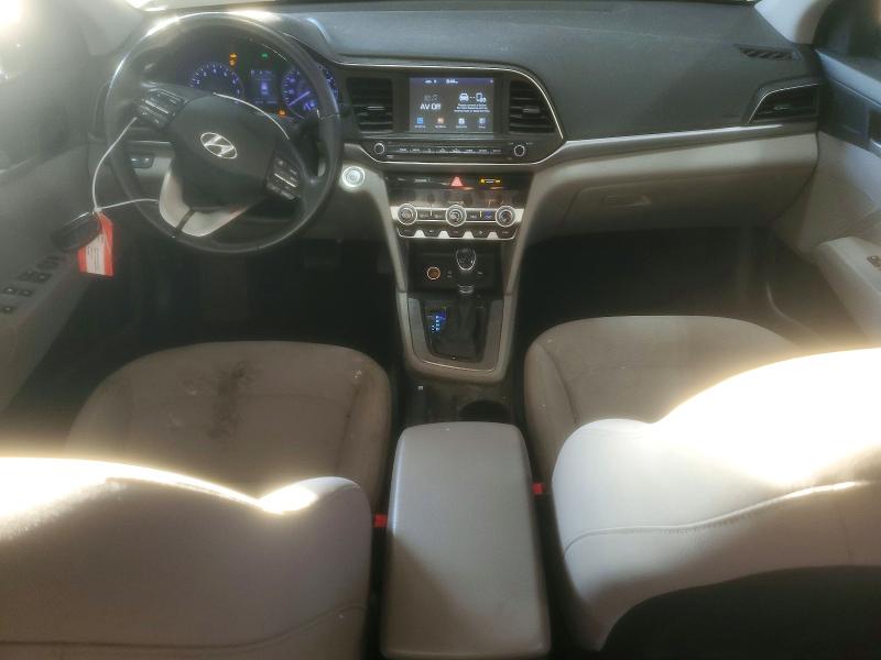 Фото 8 - HYUNDAI ELANTRA