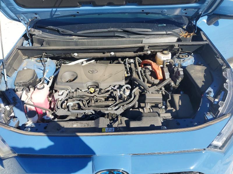 Фото 12 - TOYOTA RAV4